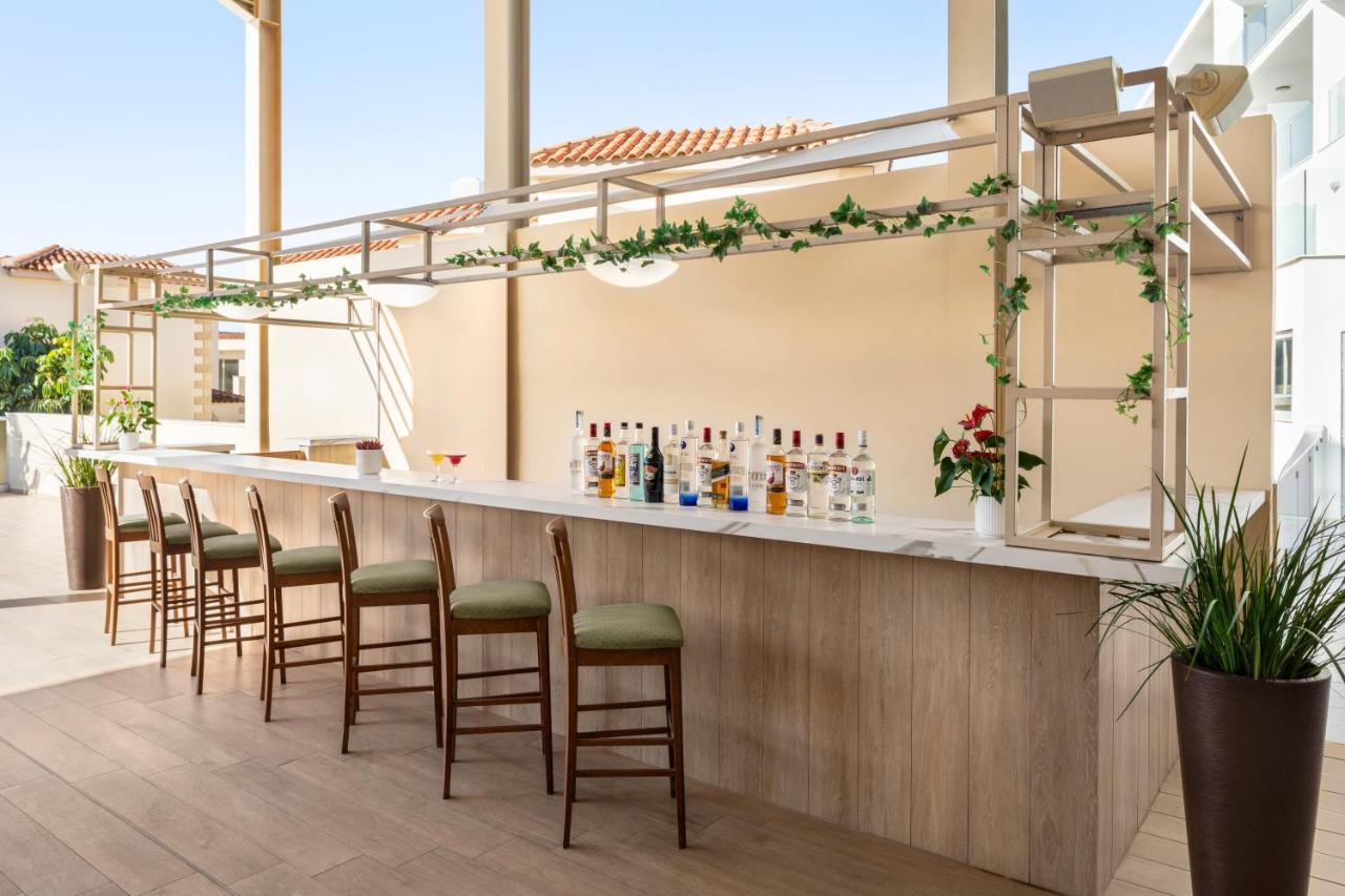 Ramada Hotel & Suites By Wyndham Aya Napa Dış mekan fotoğraf