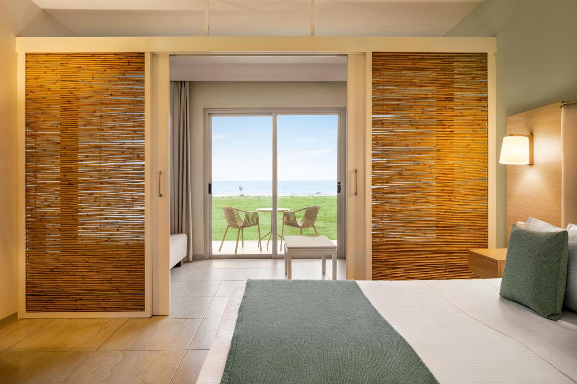 Ramada Hotel & Suites By Wyndham Aya Napa Dış mekan fotoğraf