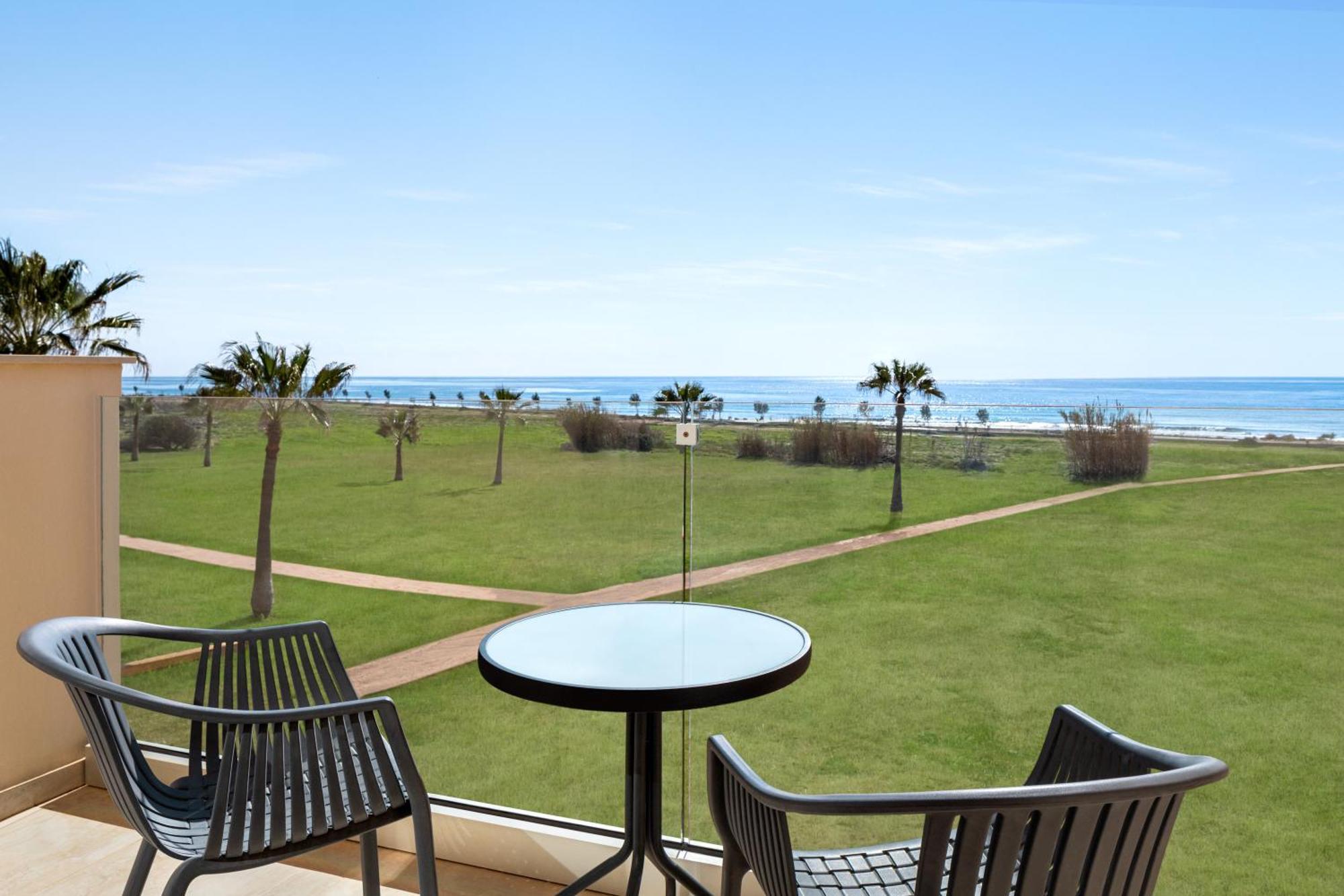 Ramada Hotel & Suites By Wyndham Aya Napa Dış mekan fotoğraf
